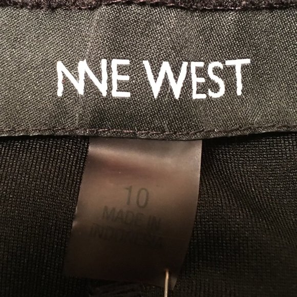 NINE WEST One Pleat Wide Leg Trousers  |  Size 10 - Picture 12 of 12